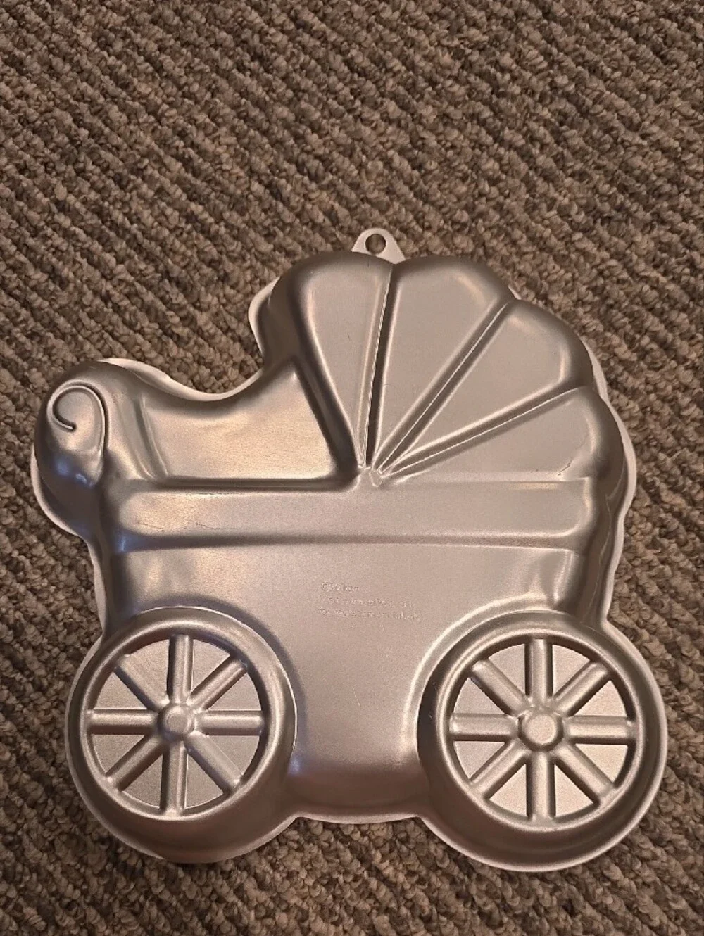 *VINTAGE/RETIRED* NEW Wilton Baby Buggy Cake Pan